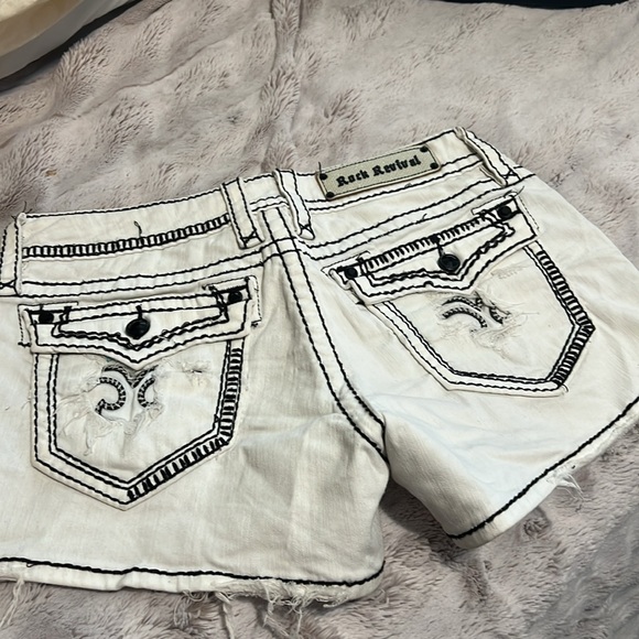 Rock revival shorts - Picture 3 of 12